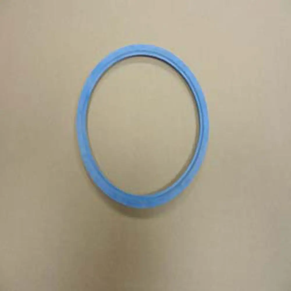 Blauer O-Ring auf beige Hintergrund, der für Dichtungsanwendungen geeignet ist. Remeha bietet Produkte zur Gewährleistung von Dichtigkeit und Effizienz.